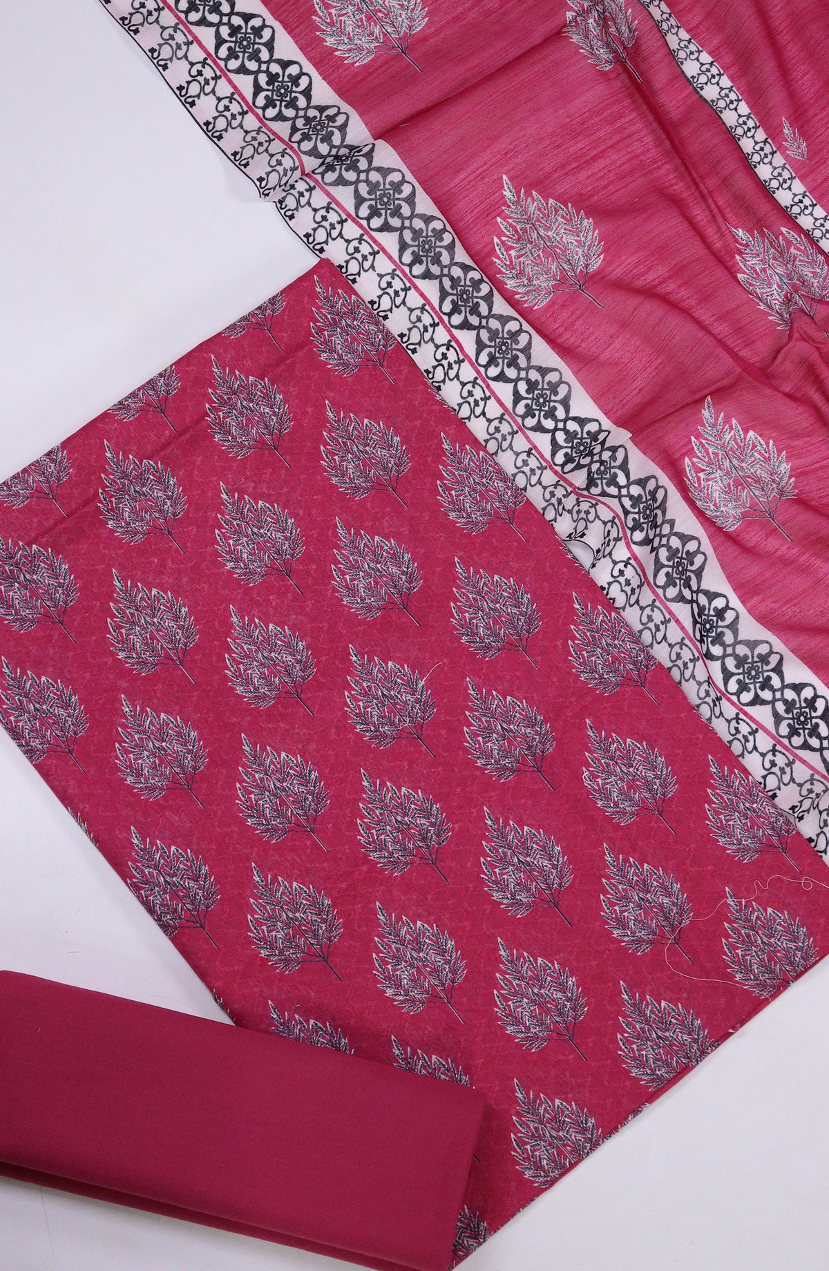 Maya by Amna Khadija Printed Lawn Unstitched 3 Piece Suit - D-04 - AM25MPPSL - Pink - Summer Collection