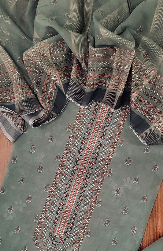 PREMIUM UNSTITCH PRINTED LAWN 3PEC WITH TILLA  DUPATTA COLLECTION - D 04