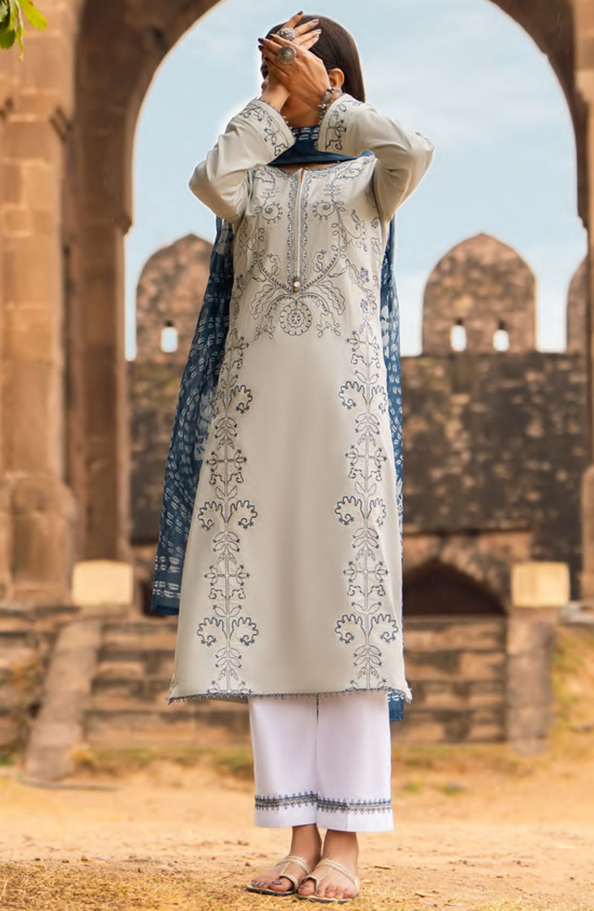 Casual Lite Embroidered Lawn Stitched 3 Piece Suit - D-05 - CL25ITS - White - Summer Collection