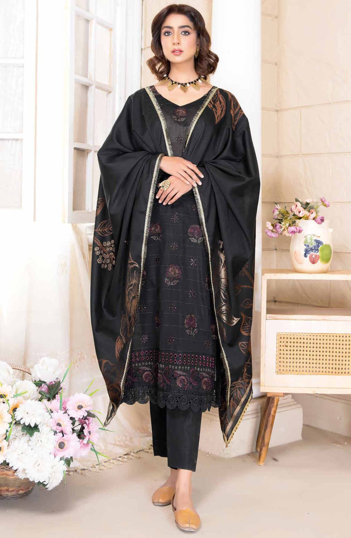 Deeda Zaib by Riaz Arts Embroidered Lawn Unstitched 3 Piece Suit - D-05 - RA25DDZ - Black - Summer Collection