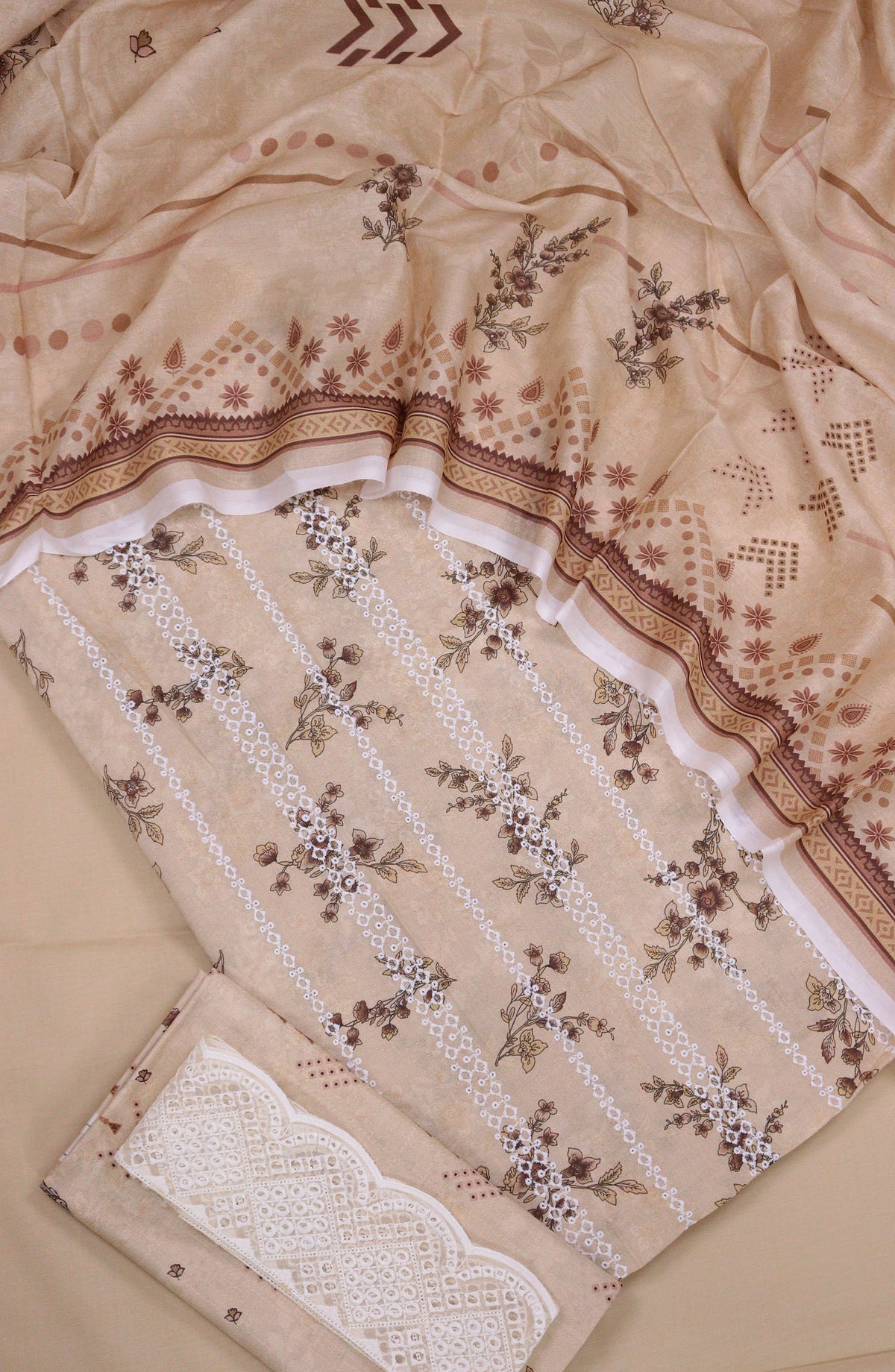 Zehra by Amna Khadija Chikankari Lawn Unstitched 3 Piece Suit - D-06 - AM25ZCL - Cream - Summer Collection