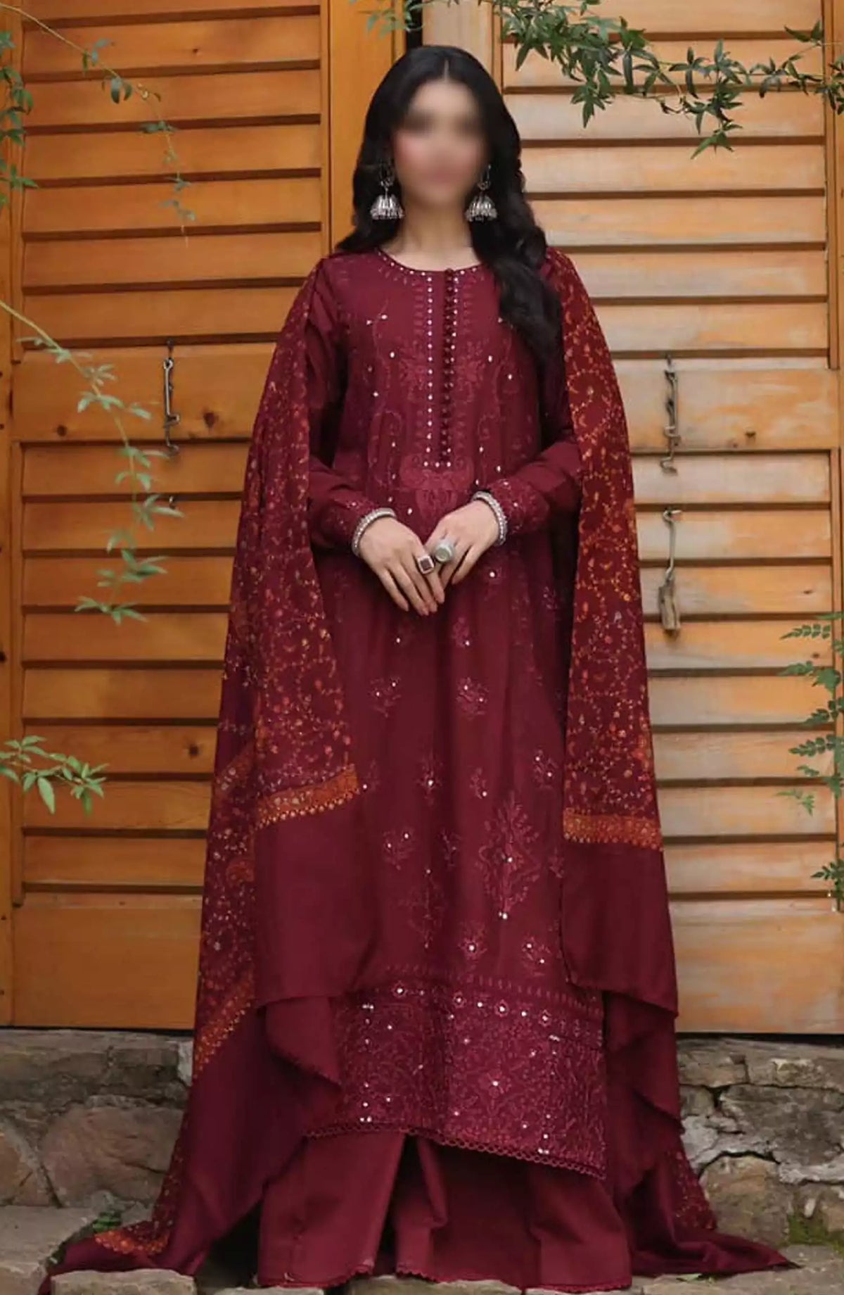 Noor Suzaanikari Winter Shawl Collection By Saadia Asad - D-1 SAIHA