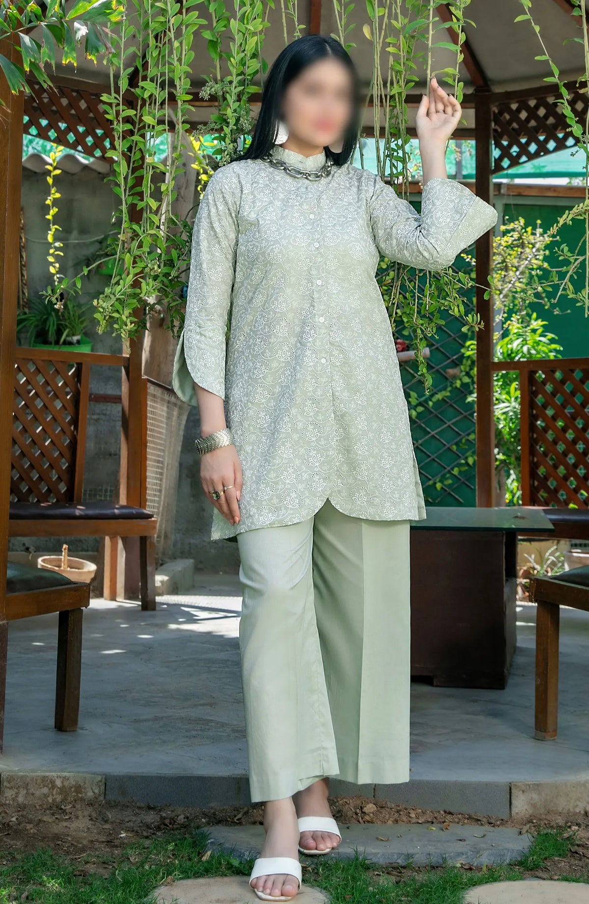 Kiraz Schiffli Jaal Embroidered Slub Lawn 2-pcs Collection 2024 - D 2028