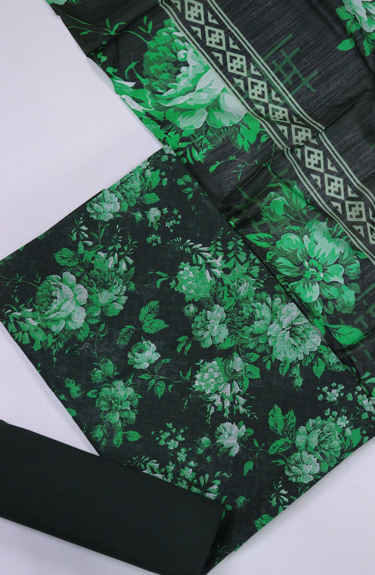 Maya by Amna Khadija Printed Lawn Unstitched 3 Piece Suit - D-22 - AM25MPPSL - Green - Summer Collection