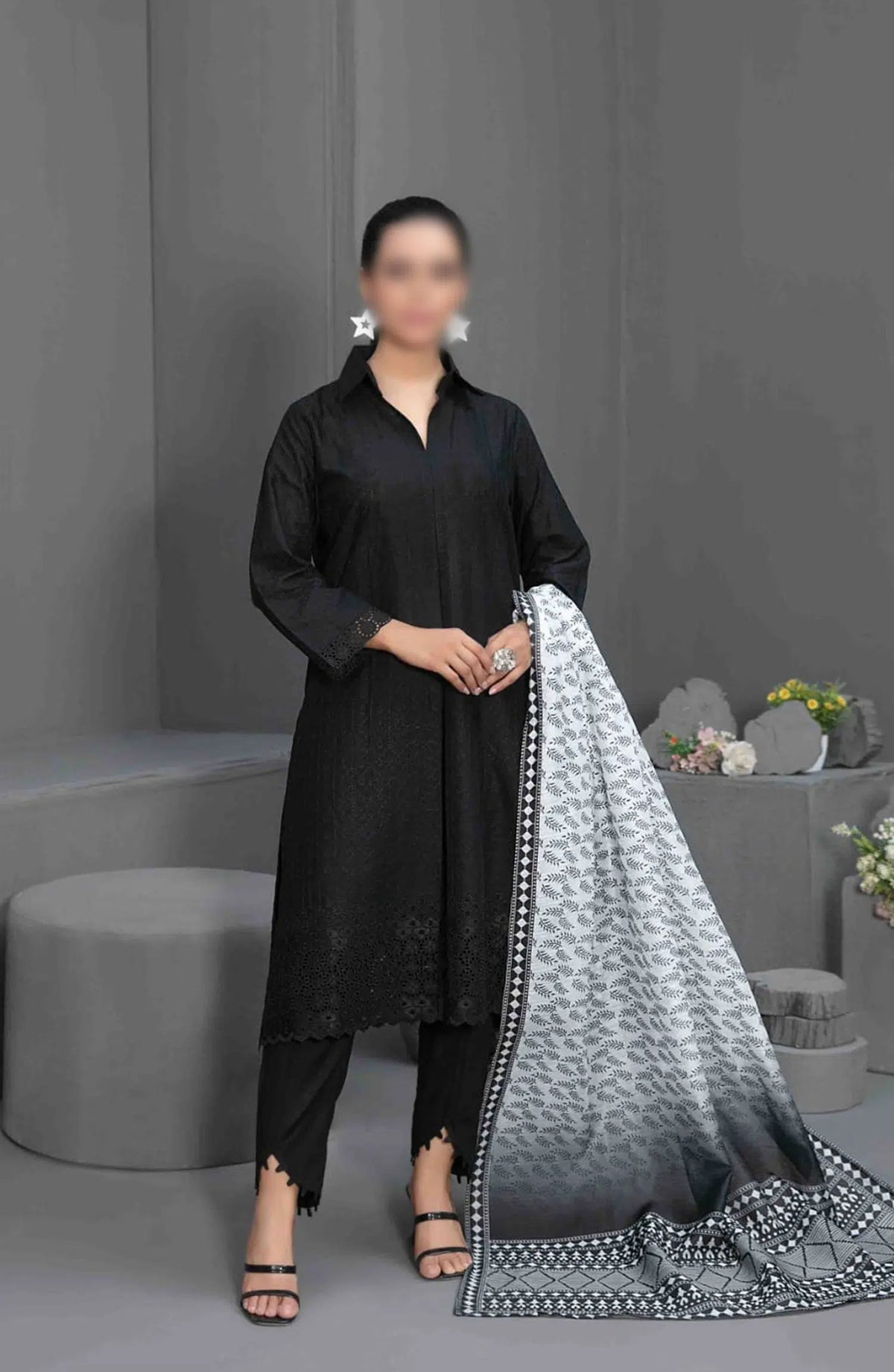 Siyah - Black Schiffli Embroidered Collection 2024 - D 3568