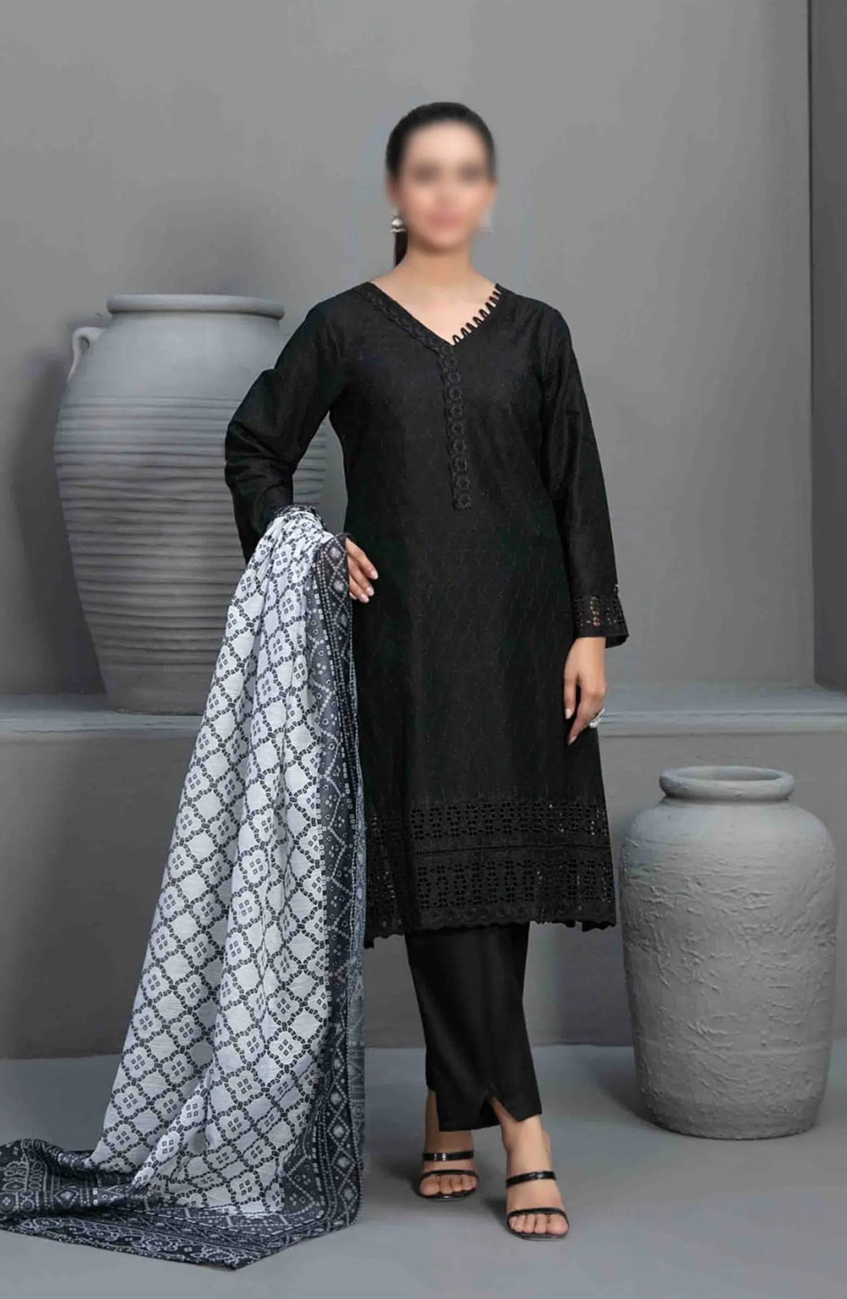Siyah - Black Schiffli Embroidered Collection 2024 - D 3574