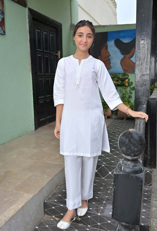D 01 JASHAN-E-AZADI Stitched 2 Piece Jacquard Mother Daughter Collection 2023 (DAUGHTER)