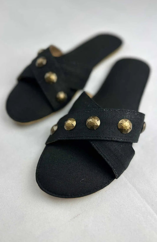 Daily Essential Luxury Khaddar 2PCs Collection-D 03 BLACK