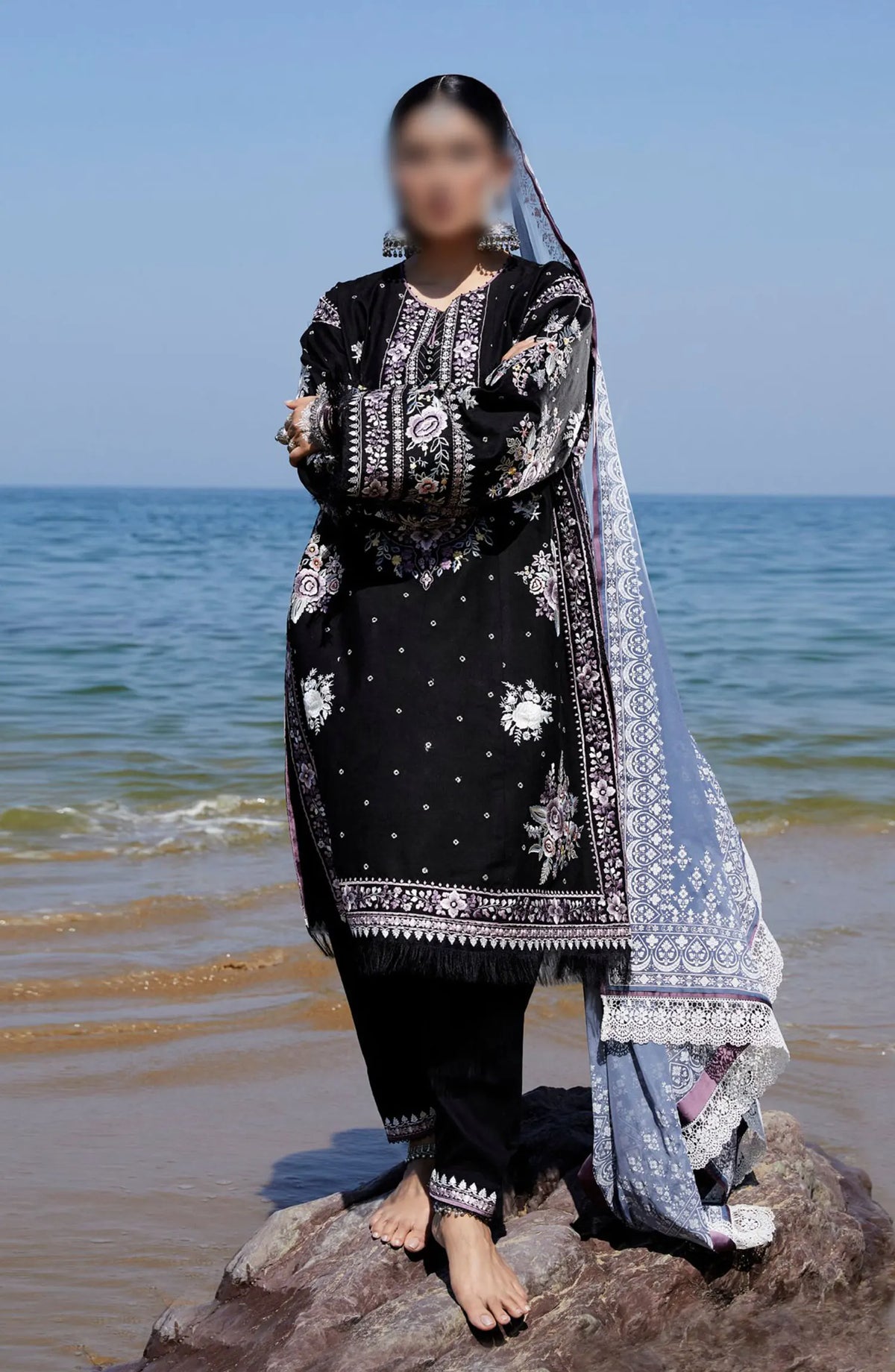 Zara ShahJahan Unstitched Lawn SS Collection 2024 - D 04 B SIFFA