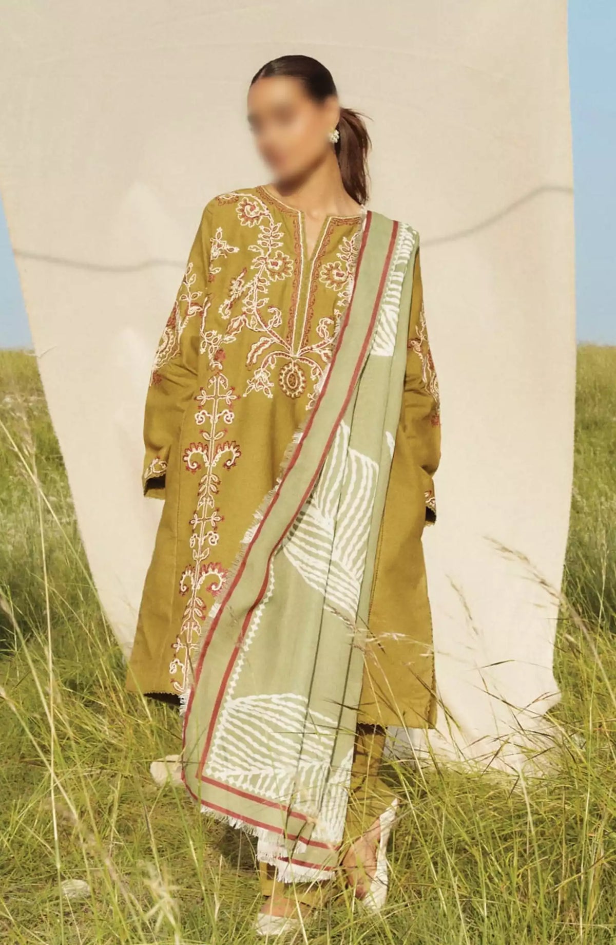 Coco Winter Unstitched Collection By Zara ShahJahan VOL 2 - D 05 A PERIDOT