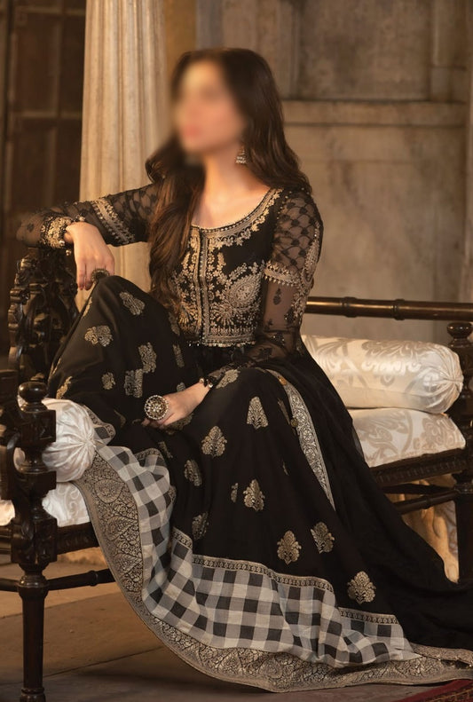 Maria B Lawn Present Mein Teri Aan An Ode To Pakistan D-06 B