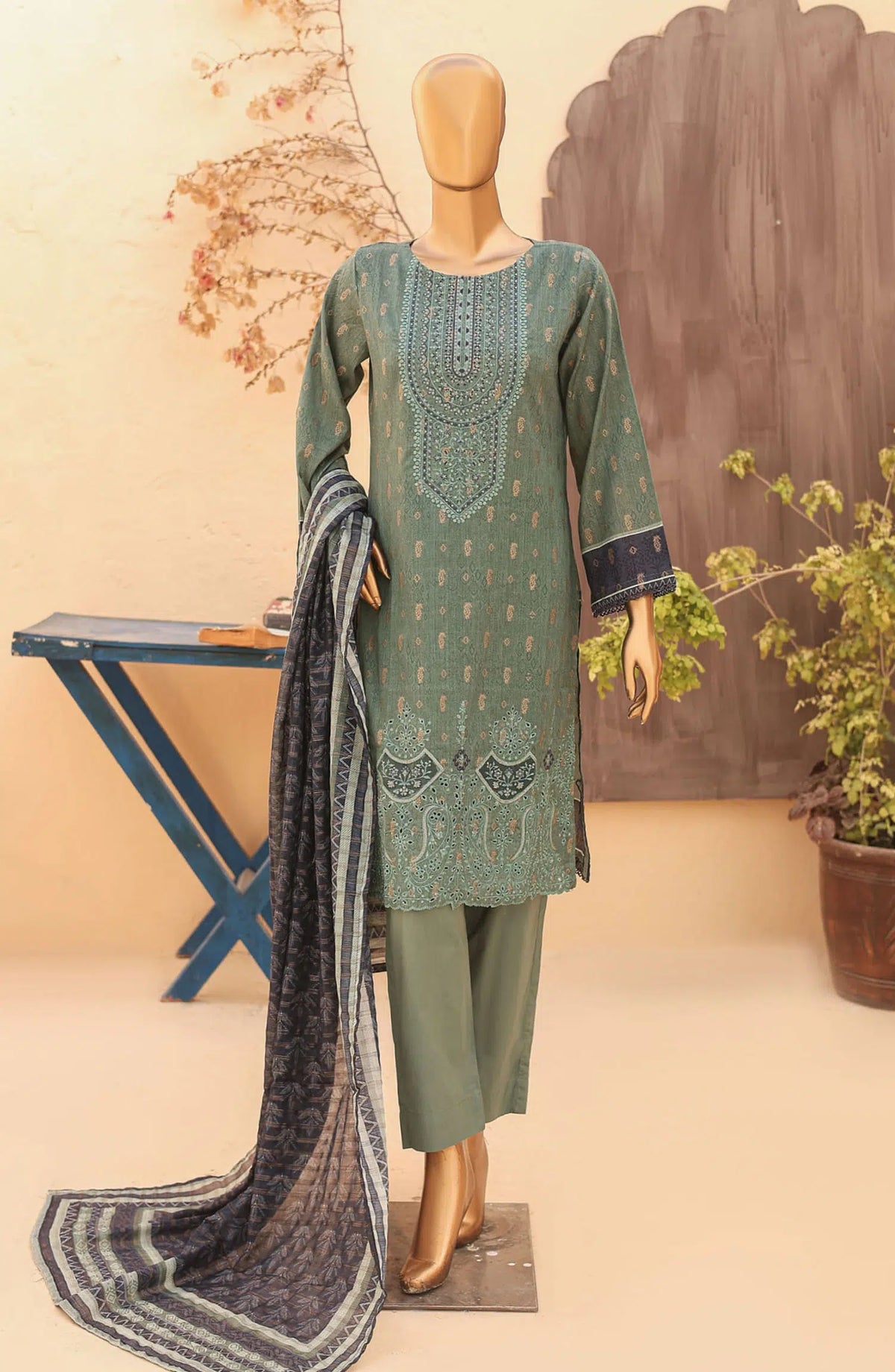 Riwayat Premium Embroidered Lawn Vol 11 - D  1008