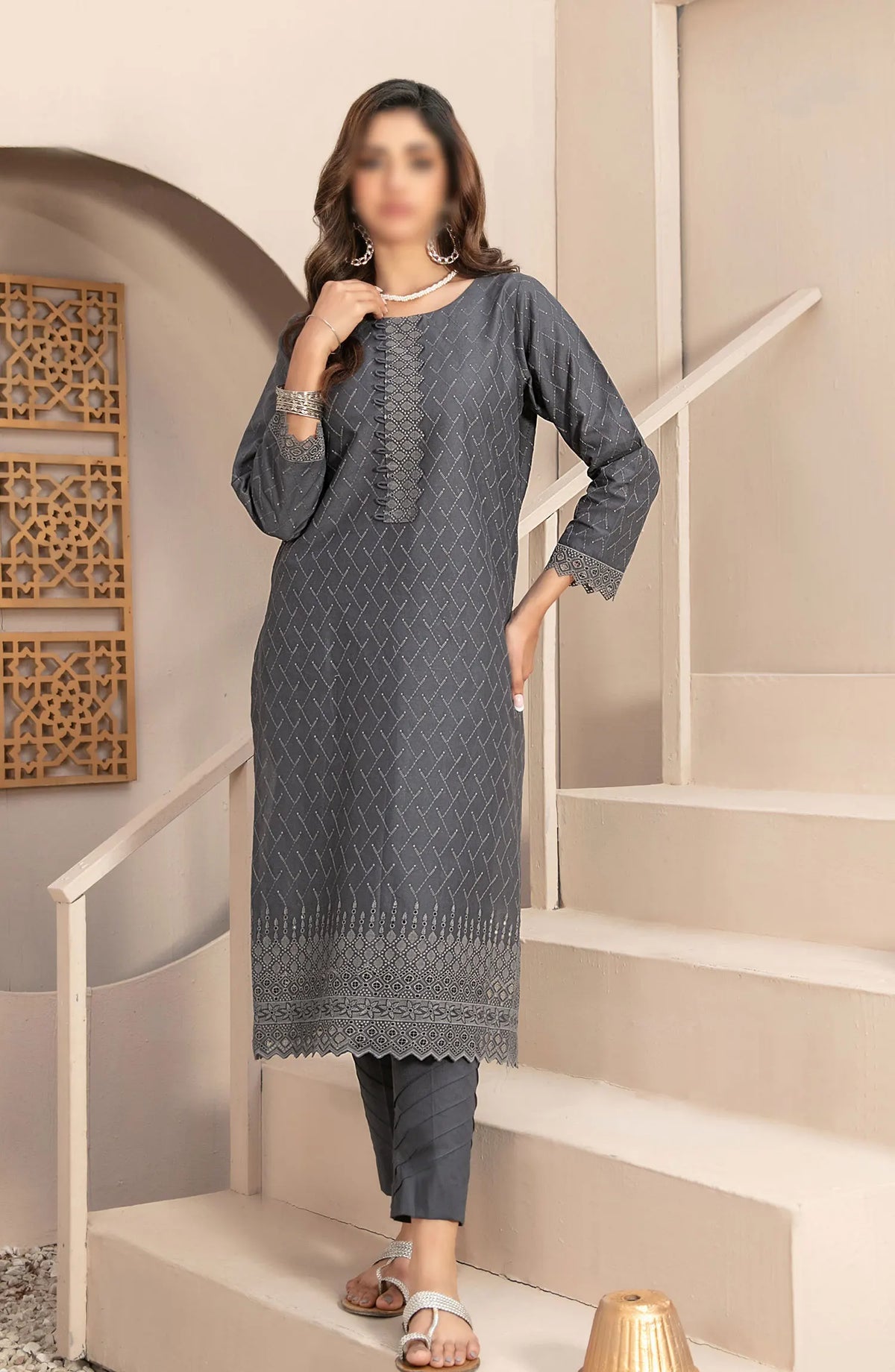 Solely Solids - Schiffli Lawn 2pcs Collection 2024 - D 2522