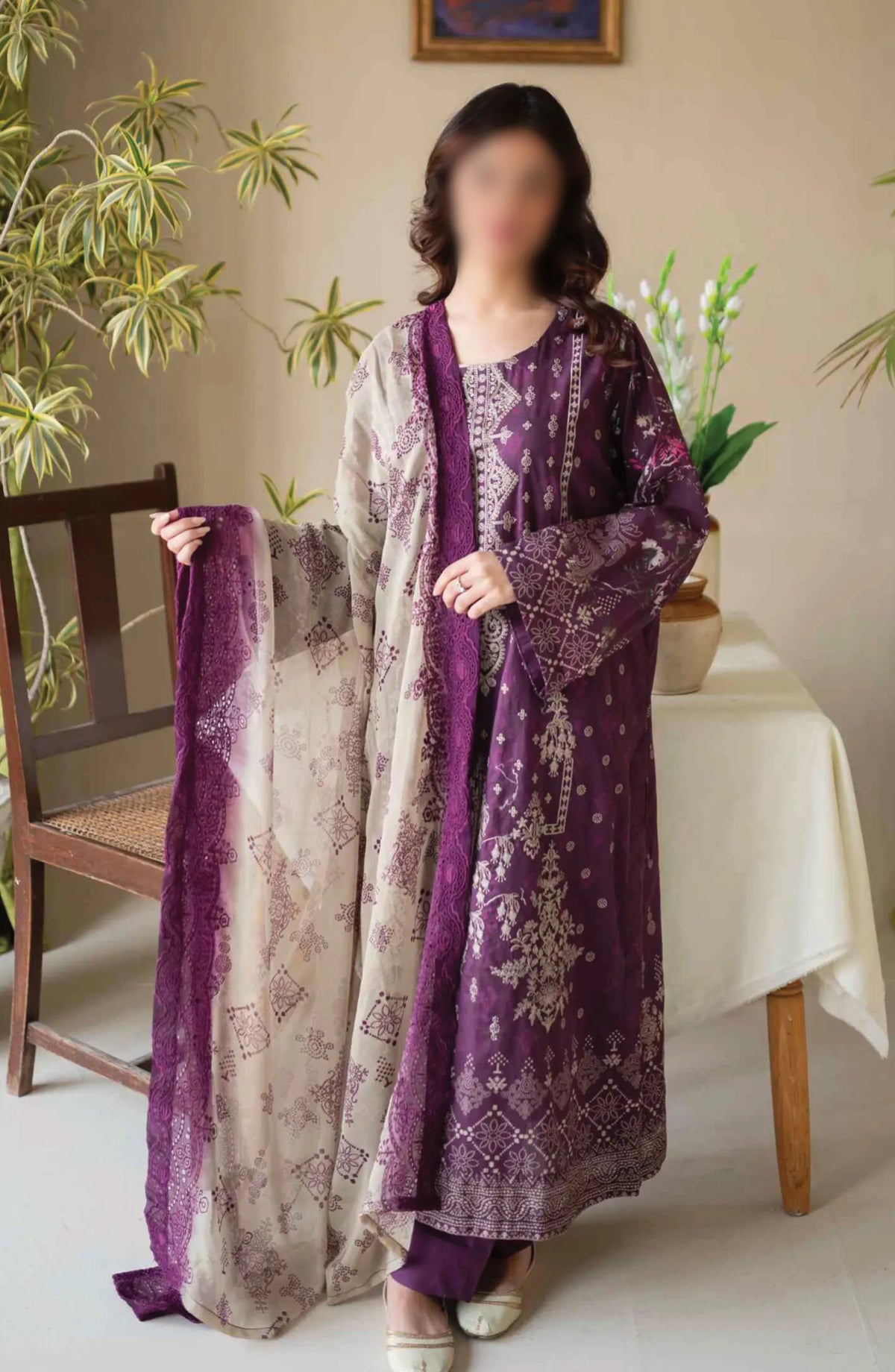 LUXOR Embroidered Luxury Lawn Collection 2024 - D 8146