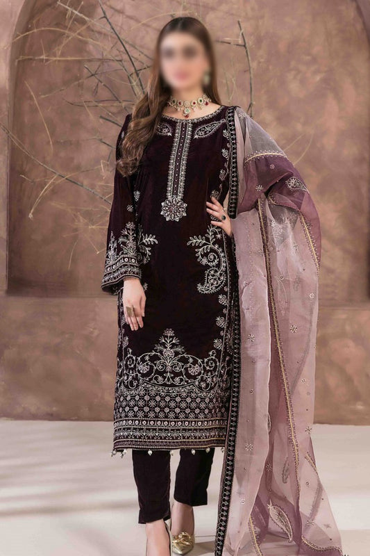 MAKHMAL Fancy Heavy Embroidered Velvet Collection 2023 - D 9830