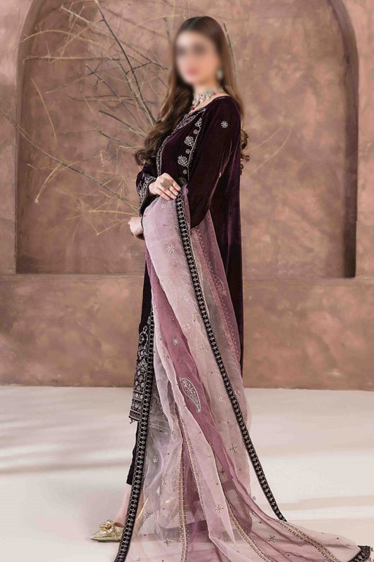 MAKHMAL Fancy Heavy Embroidered Velvet Collection 2023 - D 9830