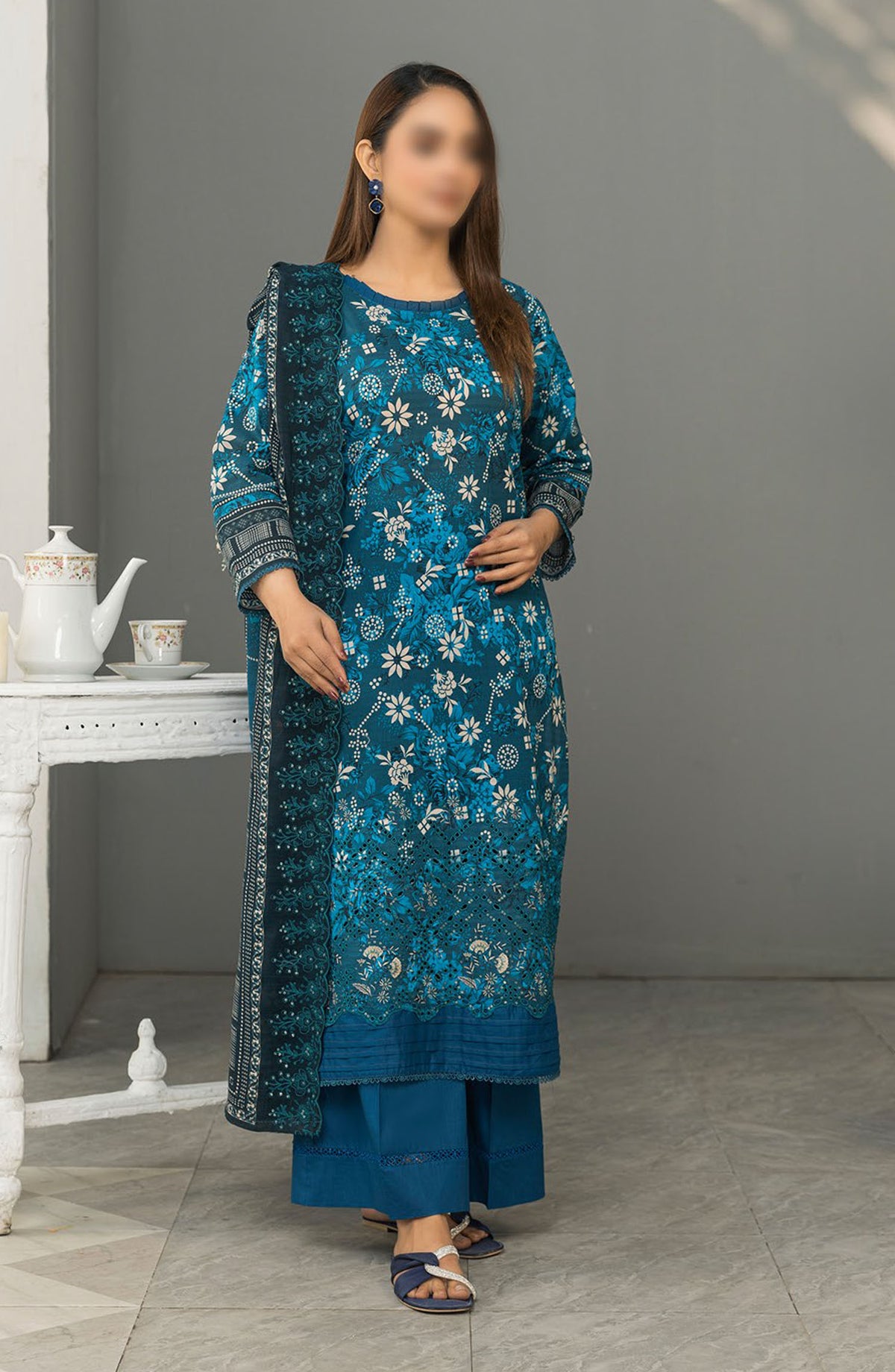 Dastak by Al Karim Embroidered Lawn Unstitched 3 Piece Suit - D-02 - ALK25DV1 - Blue - Summer Collection