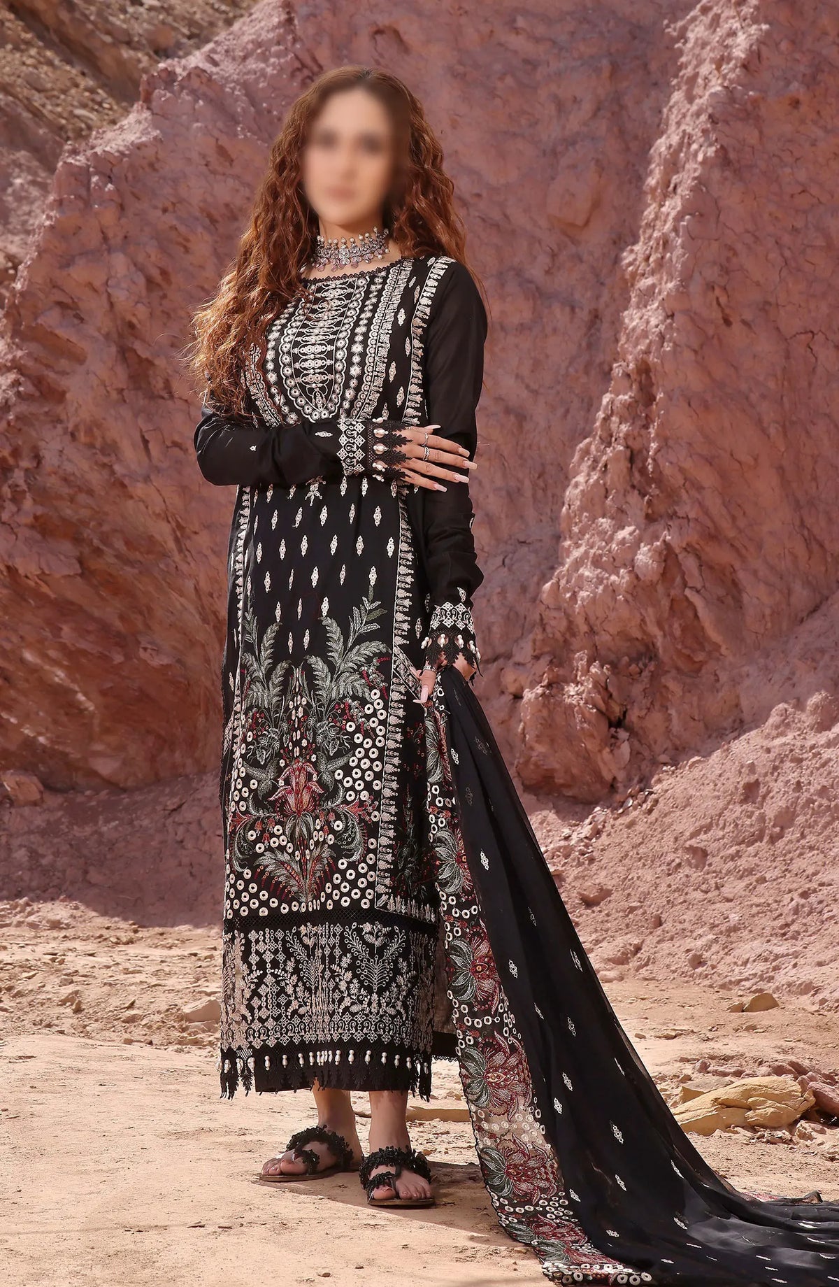 Afsoon Embroidered Lawn Collection 2024 By Humdum - Design 01