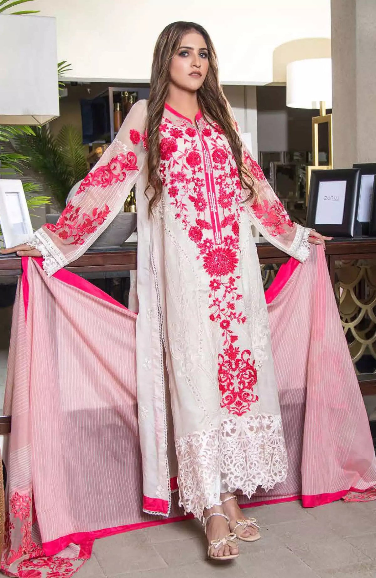 Zunuj Suh Luxury Collection 2024 - Design 01