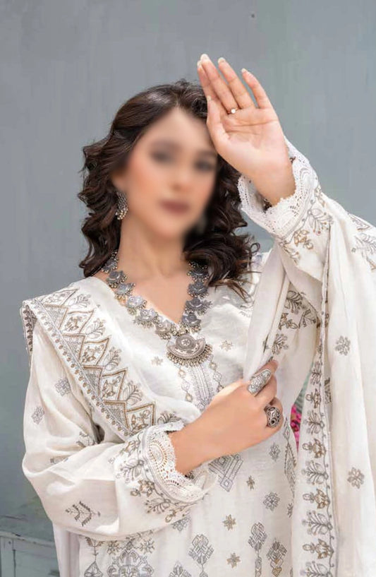 Aghaaz Luxury Karandi Embroidered Collection By Riaz Arts - Design 01