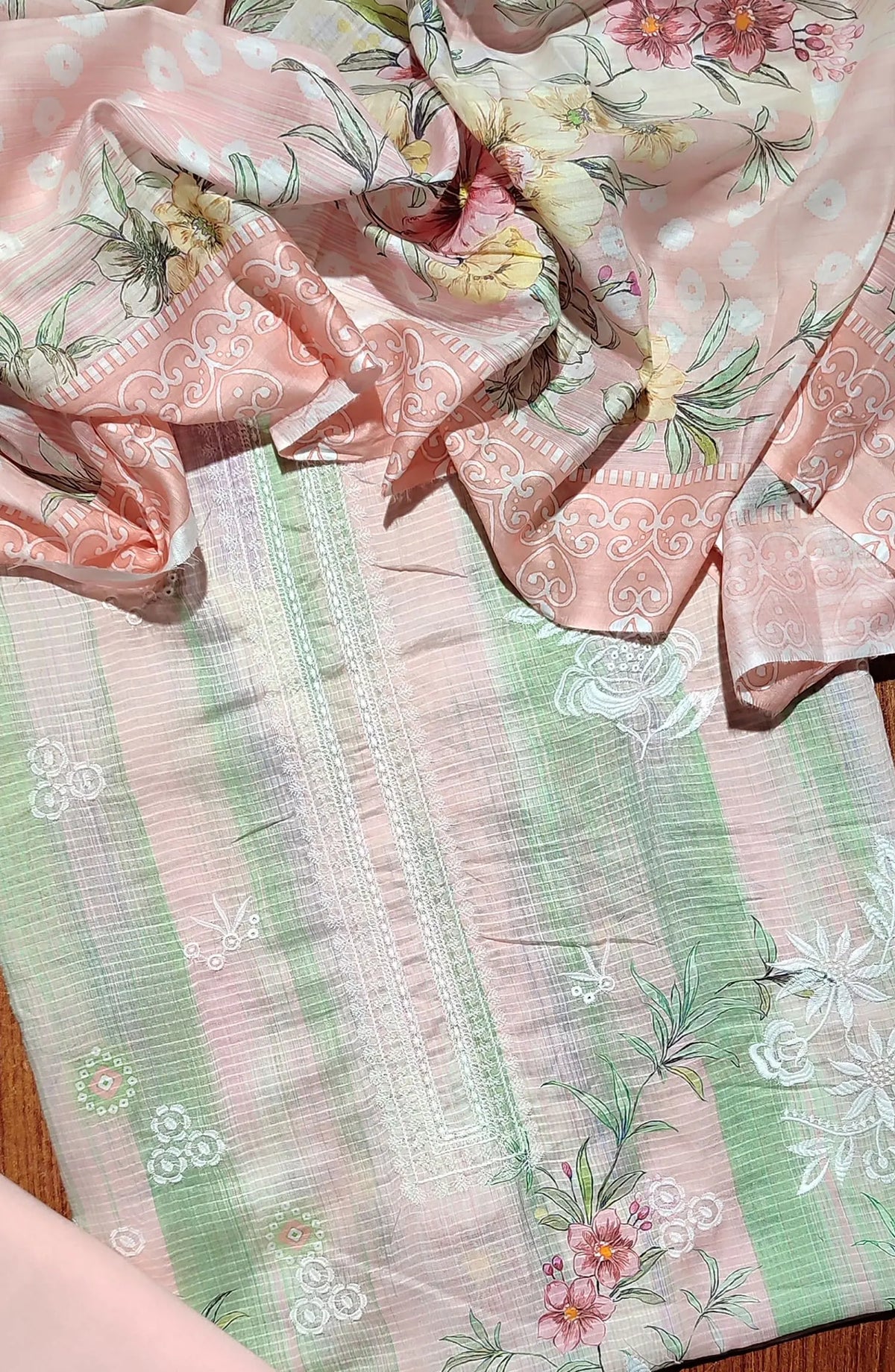 Dhagakari Unstitched Embroidered Lawn 3 Pcs Collection - Design-02