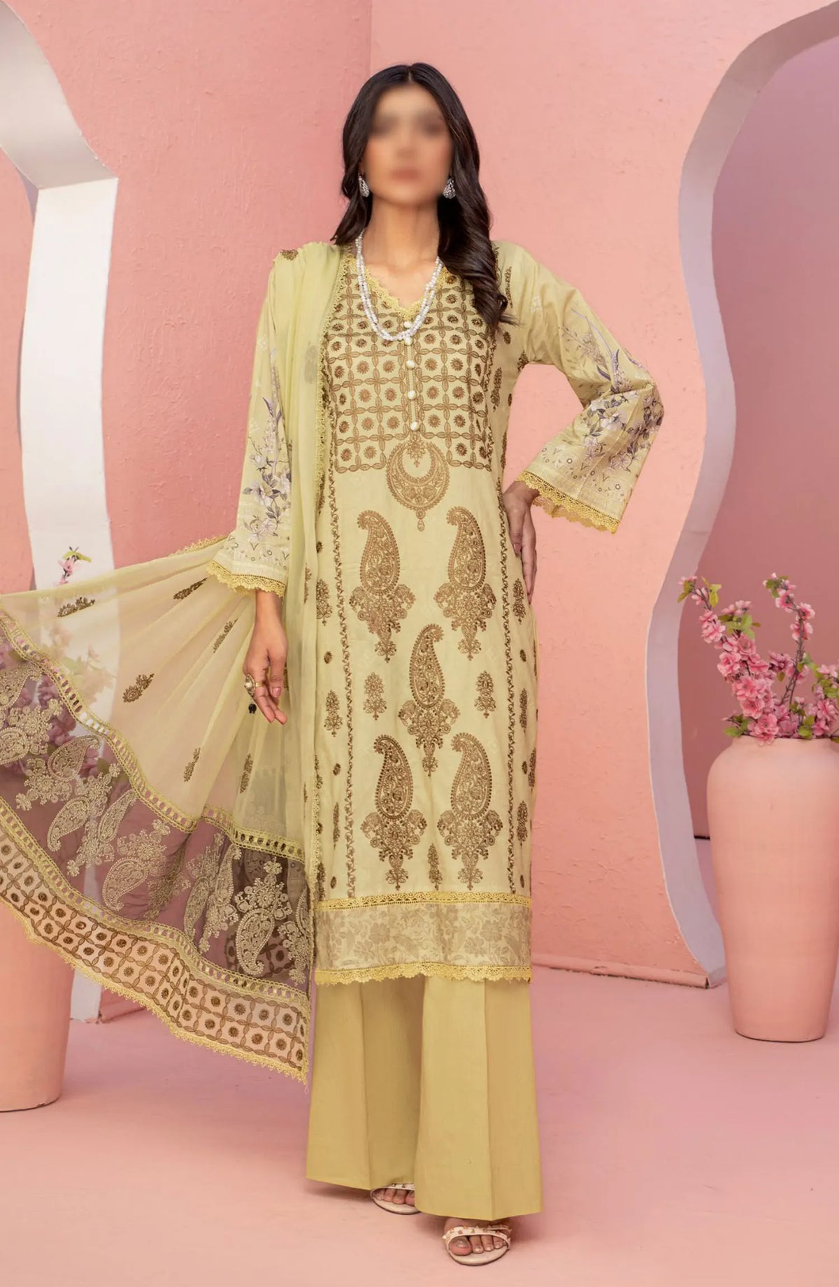 Smile Luxury Lawn Collection 2024 - DESIGN-03