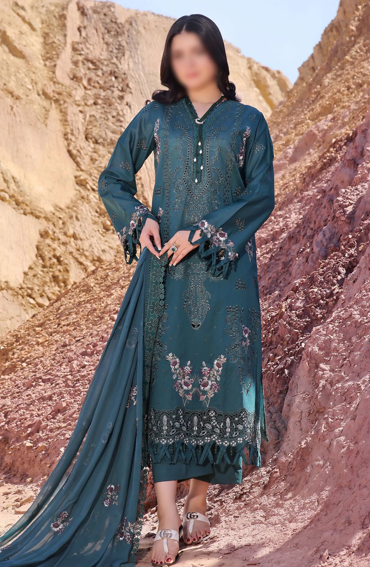 Afsoon Embroidered Lawn Collection 2024 By Humdum - Design 03