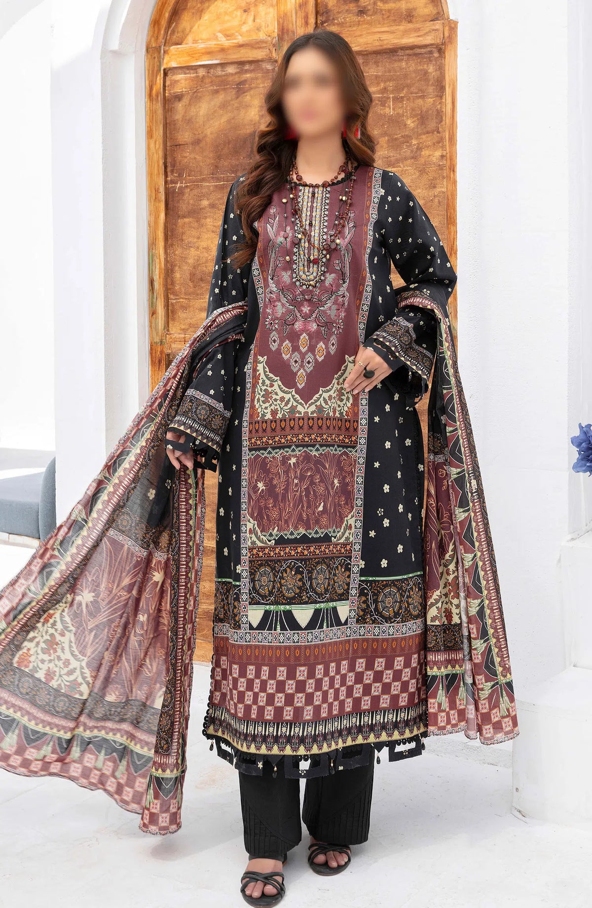 Saira Bano Printed Embroidered Lawn Collection - Design 03