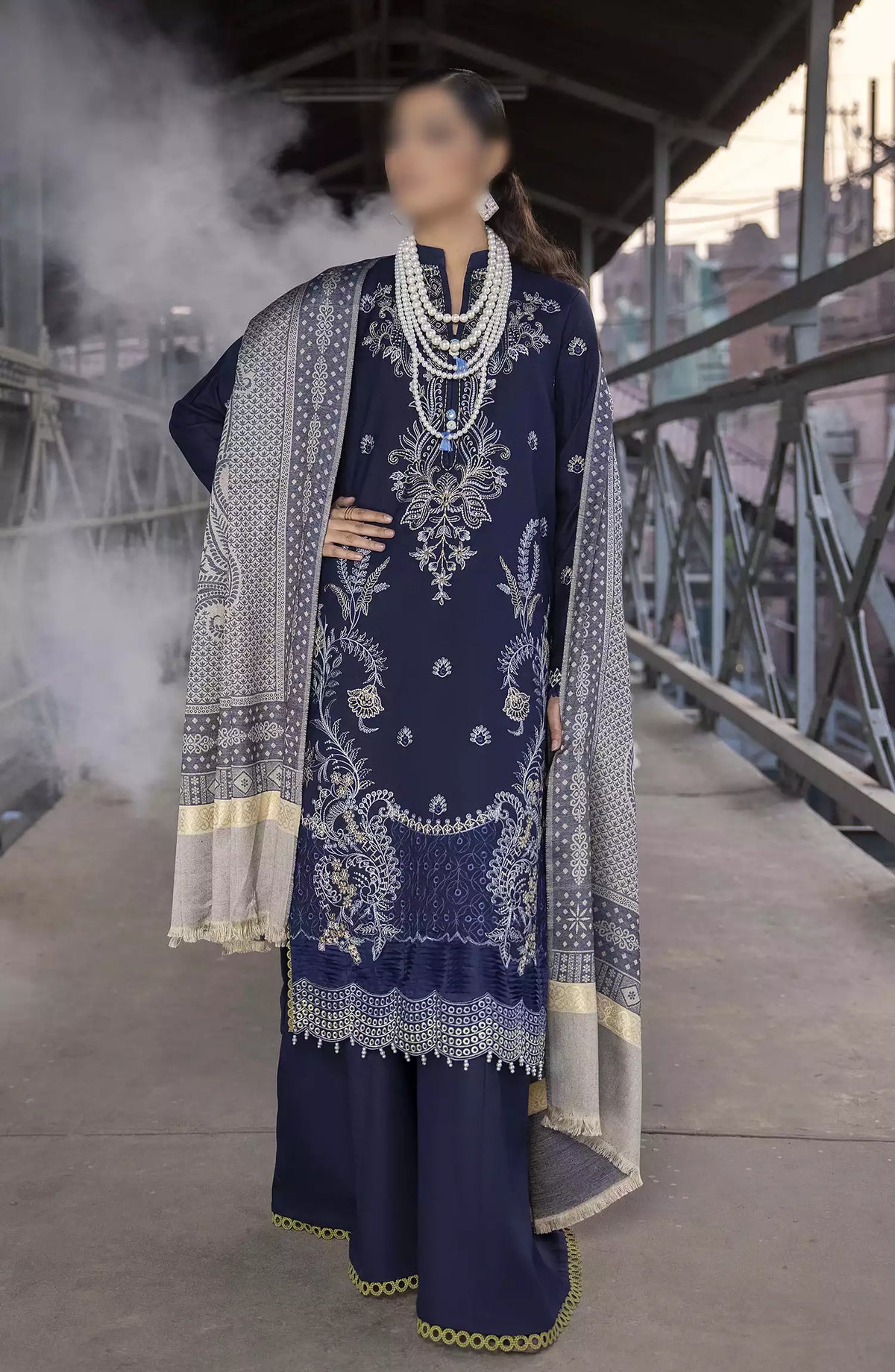 Rahgeer Embroidered Wool Collection By Humdum - Design 05