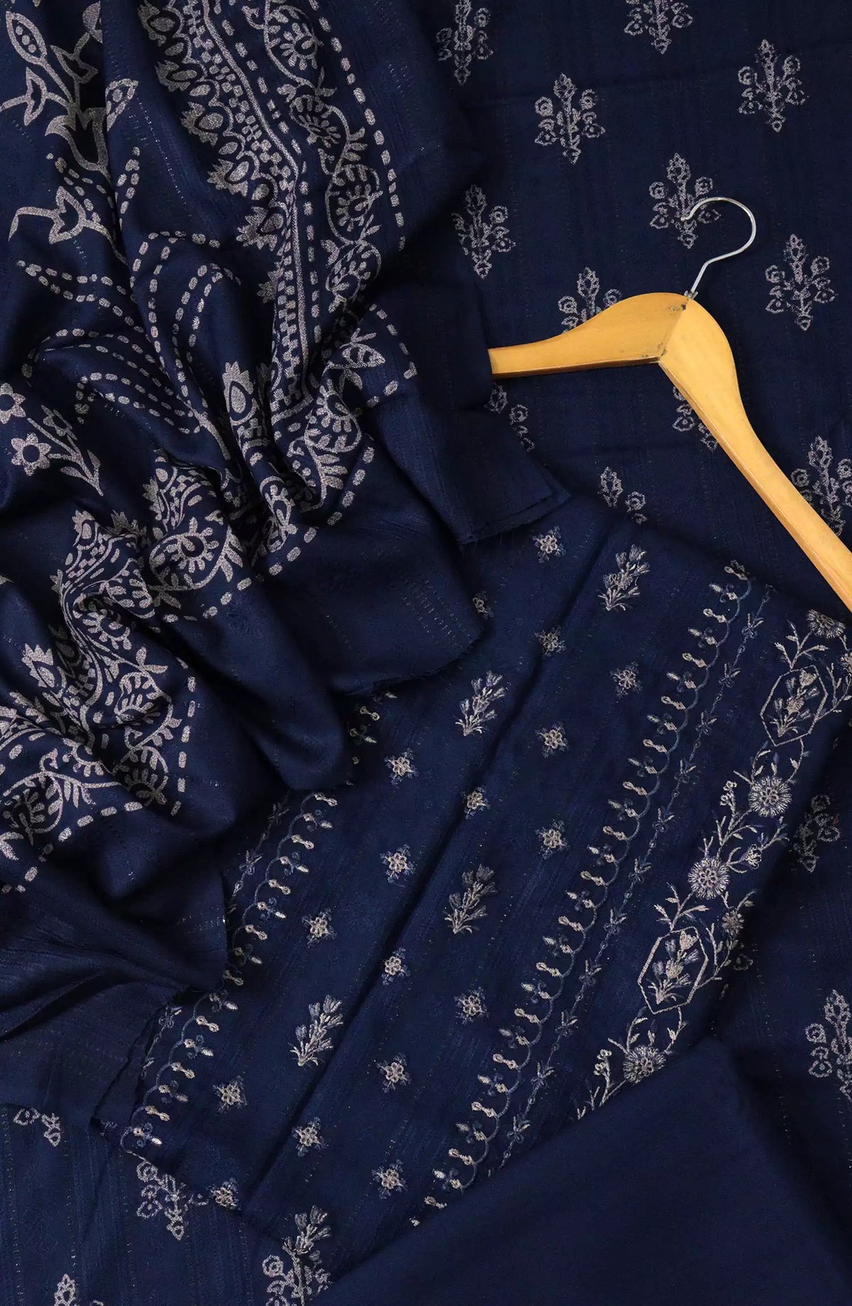 Manzil Dhanak Wool Embroidered Collection - Design 05