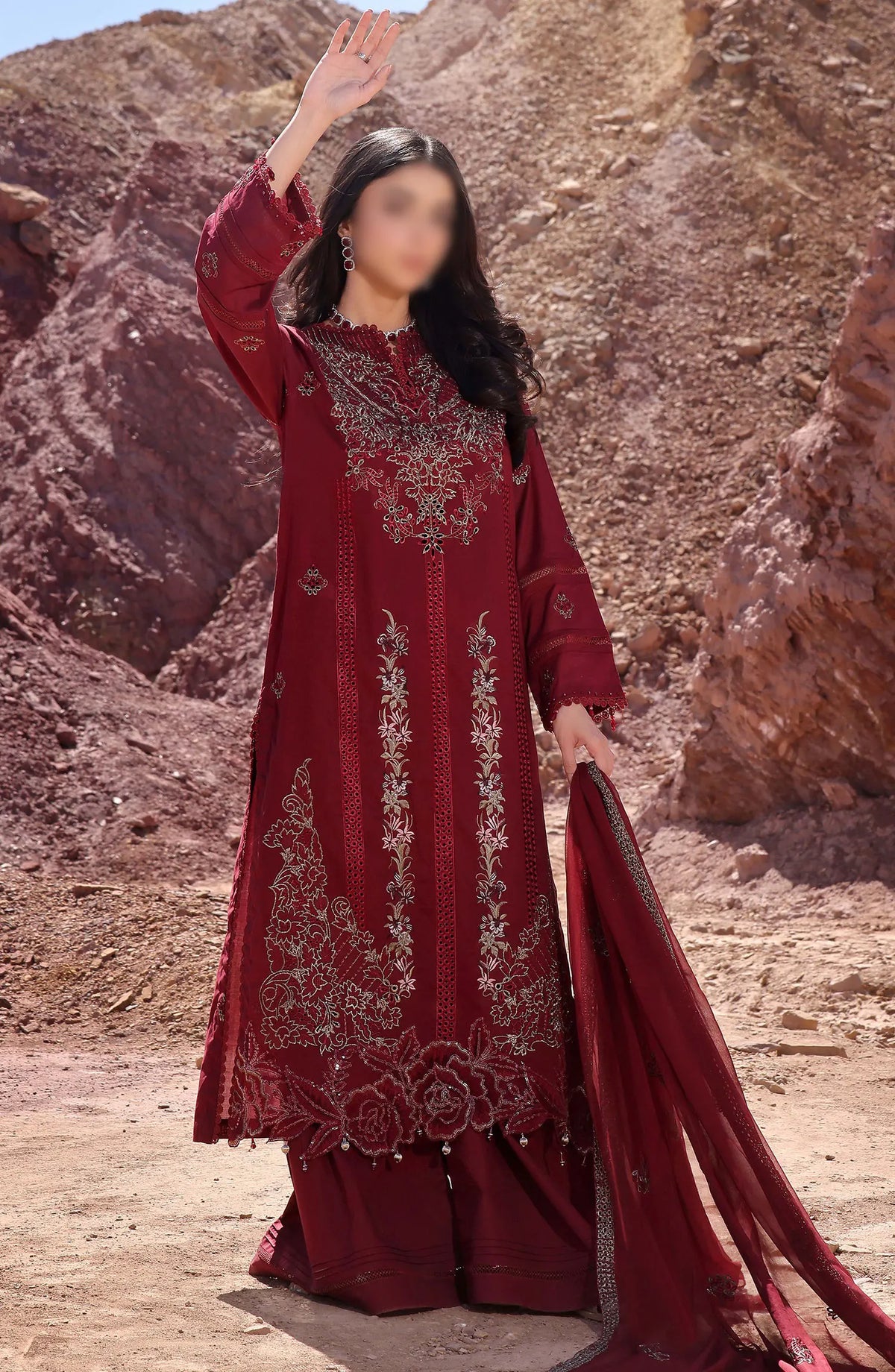 Afsoon Embroidered Lawn Collection 2024 By Humdum - Design 05