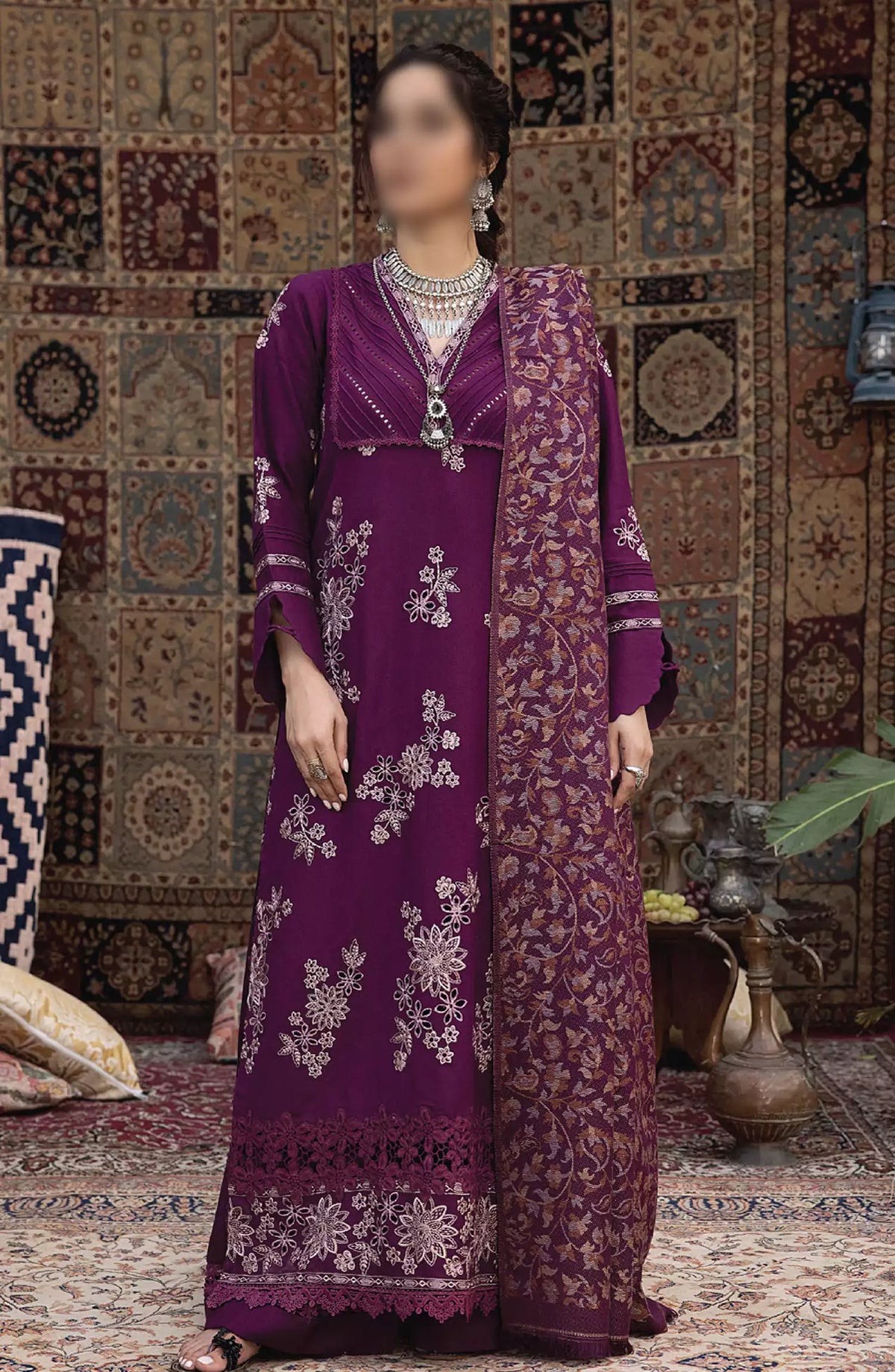 Denara Woolen Shawl and Embroidered Edition By Humdum - Design 05