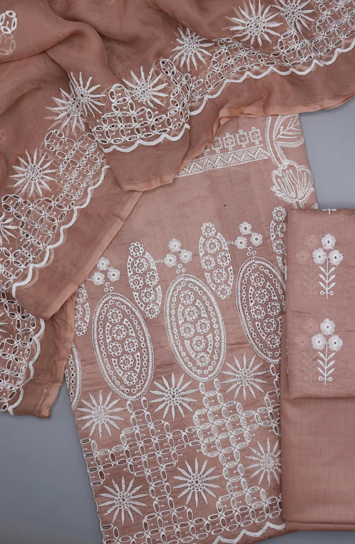 Kaavish Unstitched Luxury Embroidered Lawn With Chiffon Dupatta Collection 2024 - Design 06