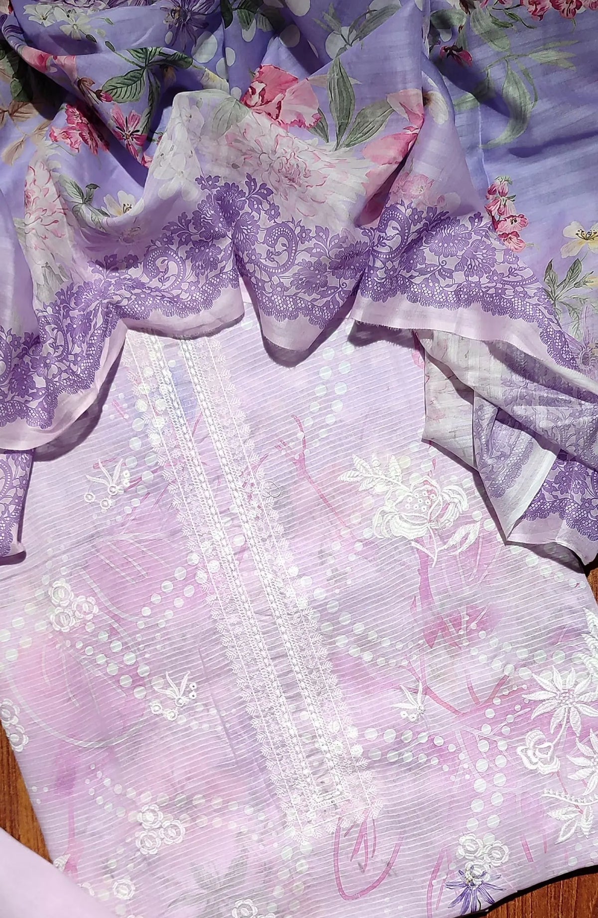 Dhagakari Unstitched Embroidered Lawn 3 Pcs Collection - Design-06