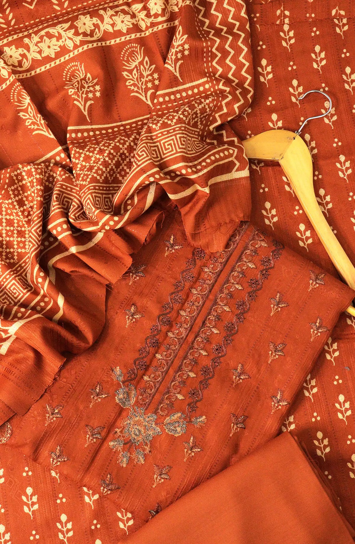 Manzil Dhanak Wool Embroidered Collection - Design 07