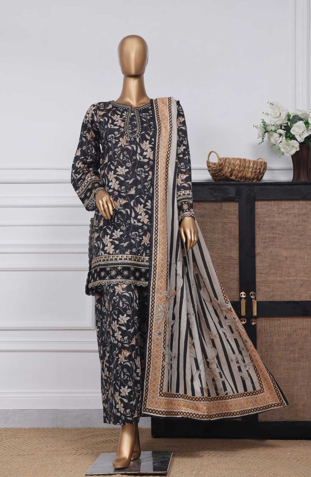Malika by Sadabahar Embroidered Stitched 3 Piece - D-07 - SD25M - Black - Summer Collection