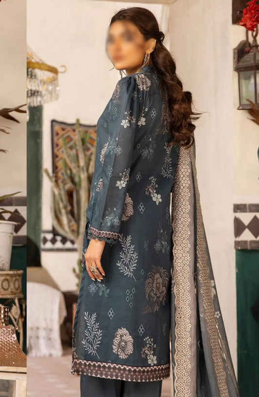 Mahees Embroidered Lawn with Emb Diamond Dupatta Collection - Design 08
