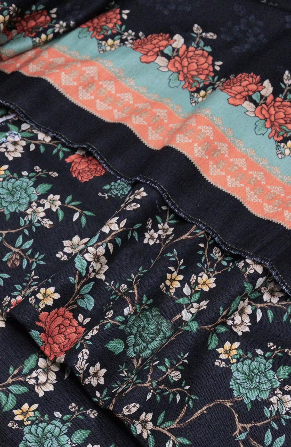 Bin Saeed Unstitch Printed Khaddar 3 piece Collection - DESIGN-28