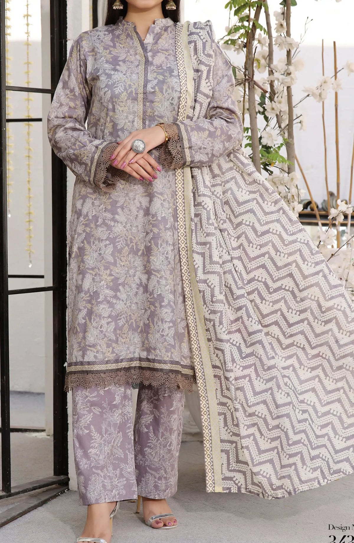 Vs Signature Vol 01 Printed Lawn Collection 2024 - DESIGN-343