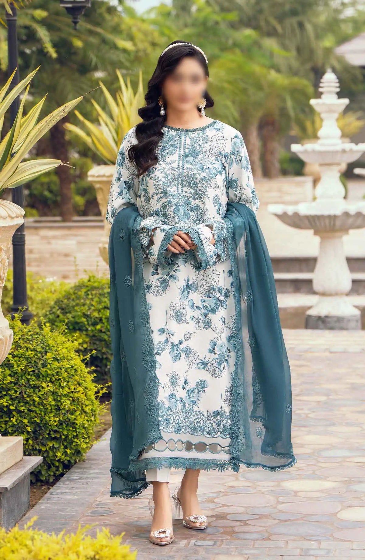 DIVA Embroidered Karandi Collection BY HUMDUM - Design 01