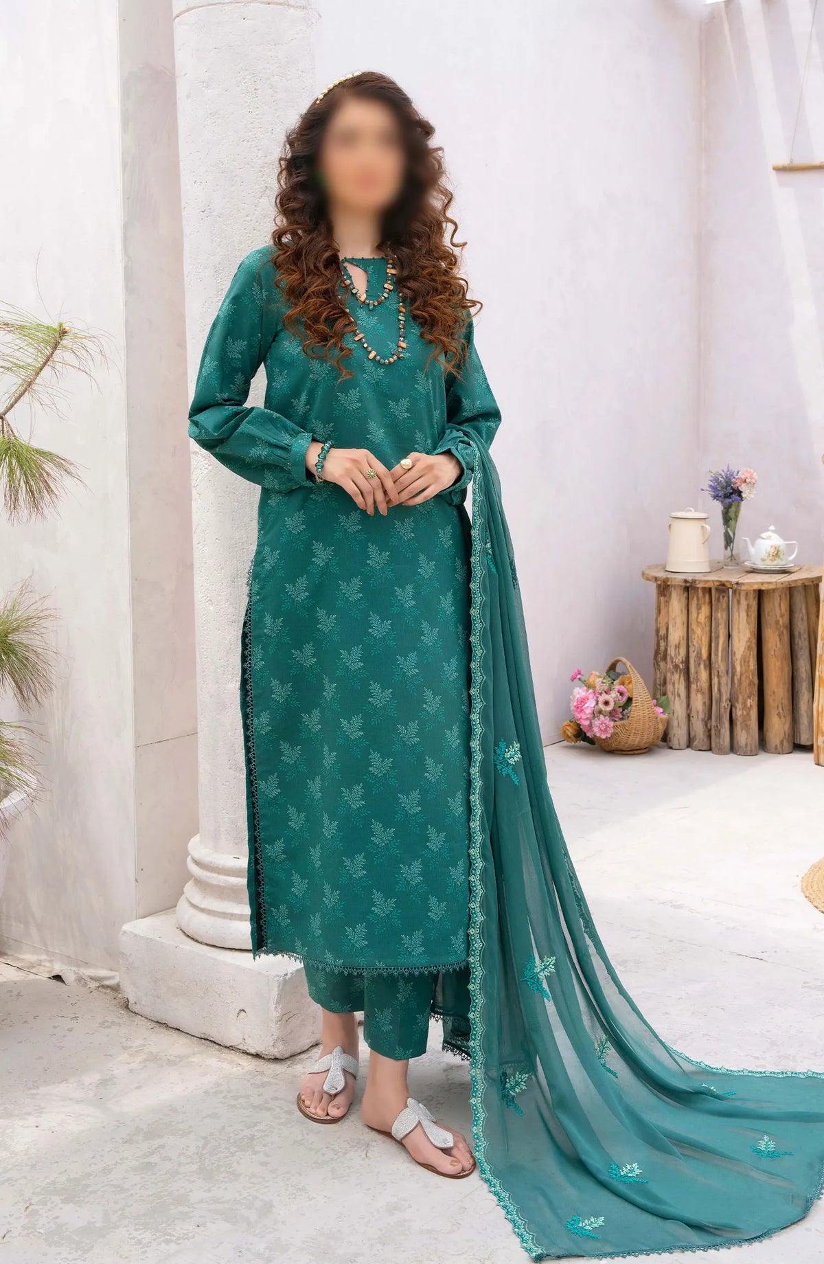 Gardenia Vol 03 Embroidered Print Lawn Collection By Humdum - Design 02