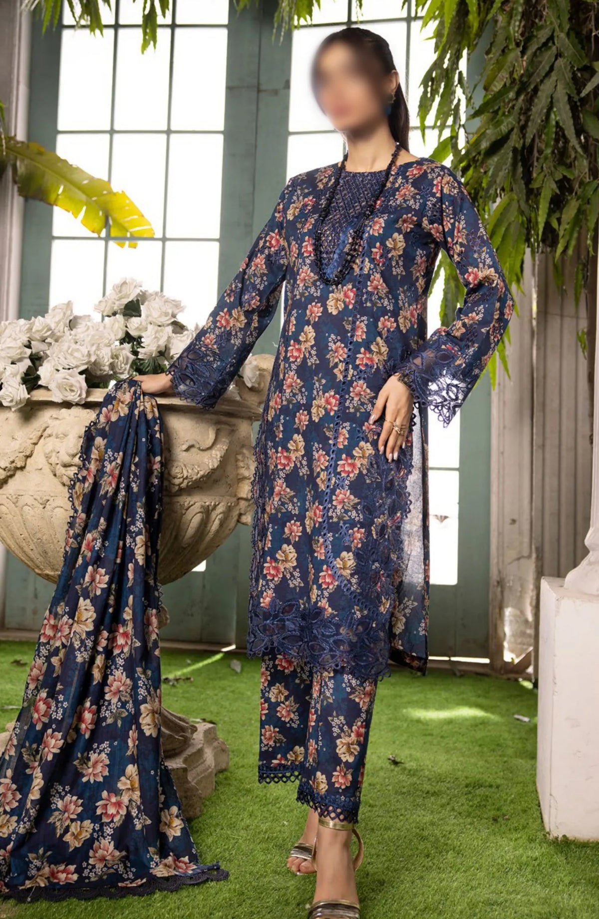Minha Florum Luxury Lawn Collection 2024 - Design 06