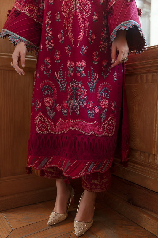 Republic Womenswear presents Rever Winter Unstitched '21 D-Design 06 Le Petunia