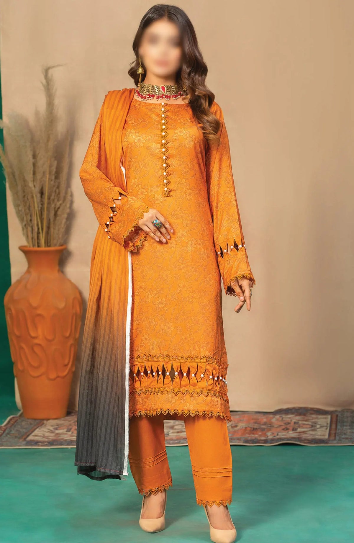 Aangan Digital Printed Lawn Collection By Humdum - Design 07