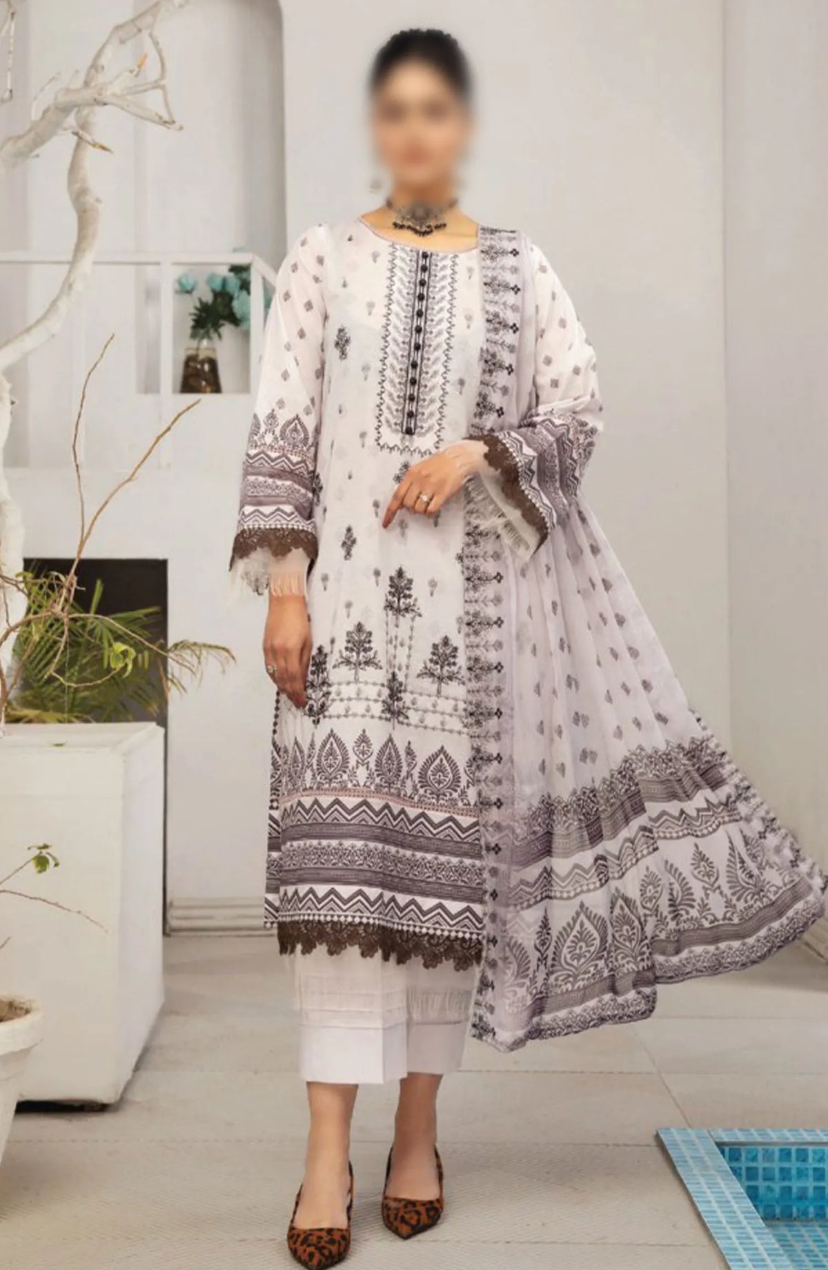 Dastaan Embroidered Print Lawn Collection 2024 By Humdum - Design 07
