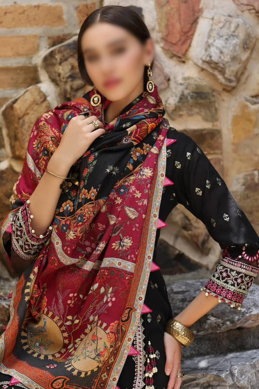 Noor By Saadia Asad Luxury Winter Shawl 2023 - Design 09