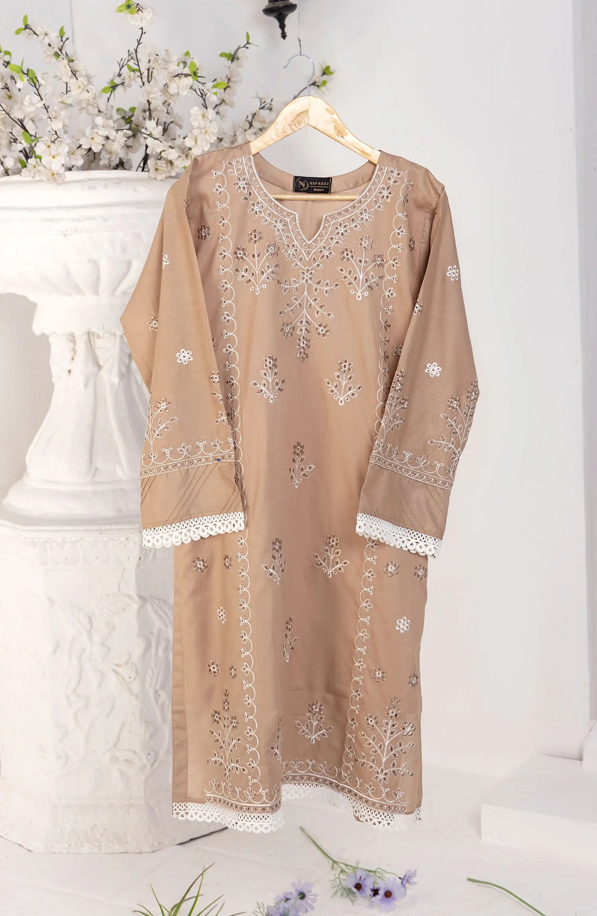 Andaaz Lawn Embroidered Shirts BY Nafasat - Design 09