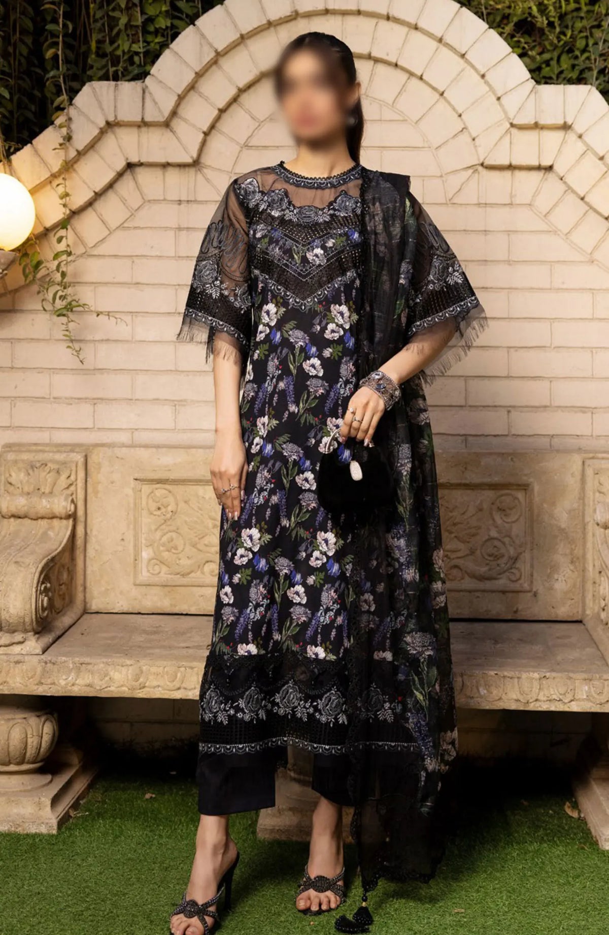 Minha Florum Luxury Lawn Collection 2024 - Design 10