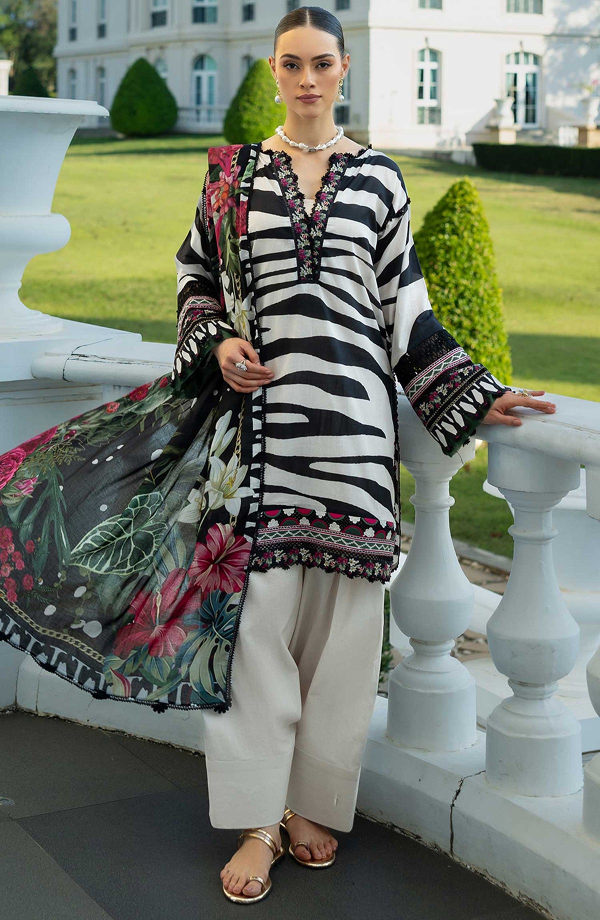 Elaf Embroidered Lawn Unstitched 3 Piece - EP 02 A - EL25L - Black - Summer Collection