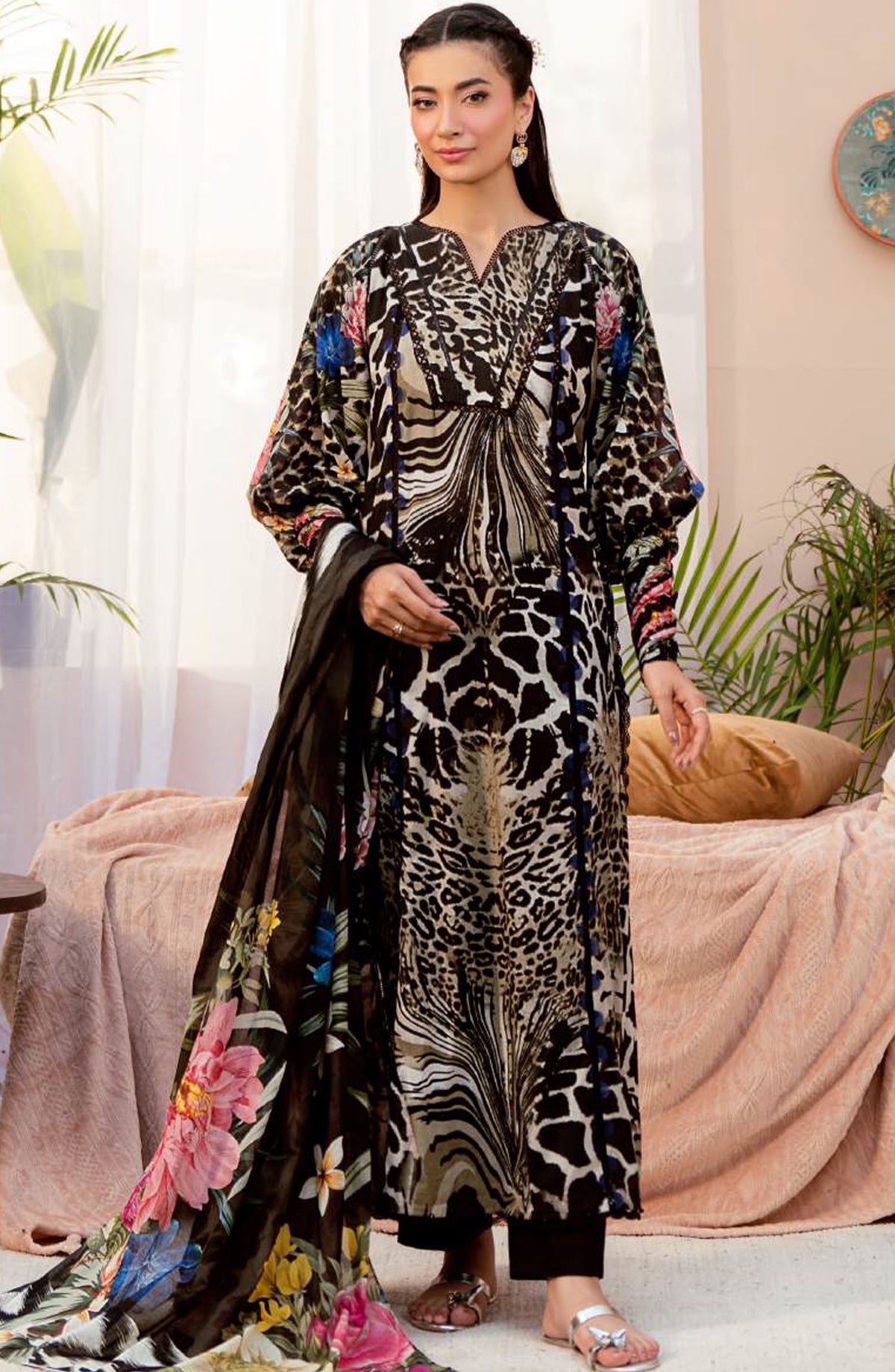 Elaf Printed Lawn Unstitched 3 Piece Suit - EPS-4B NOIR ESSENCE - EL25ELPV2 - Black - Summer Collection